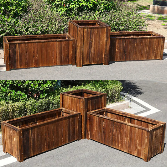 Wooden planting box for planting large-flowered vegetables